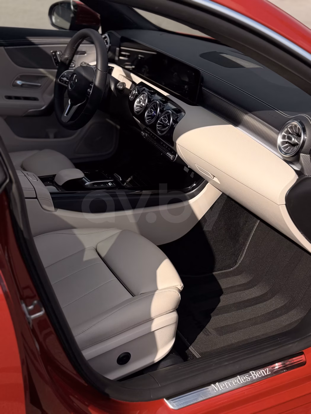 Mercedes-Benz CLA фото 7