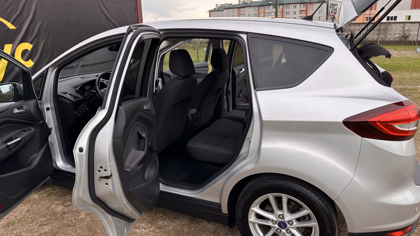 Ford C-MAX фото 9