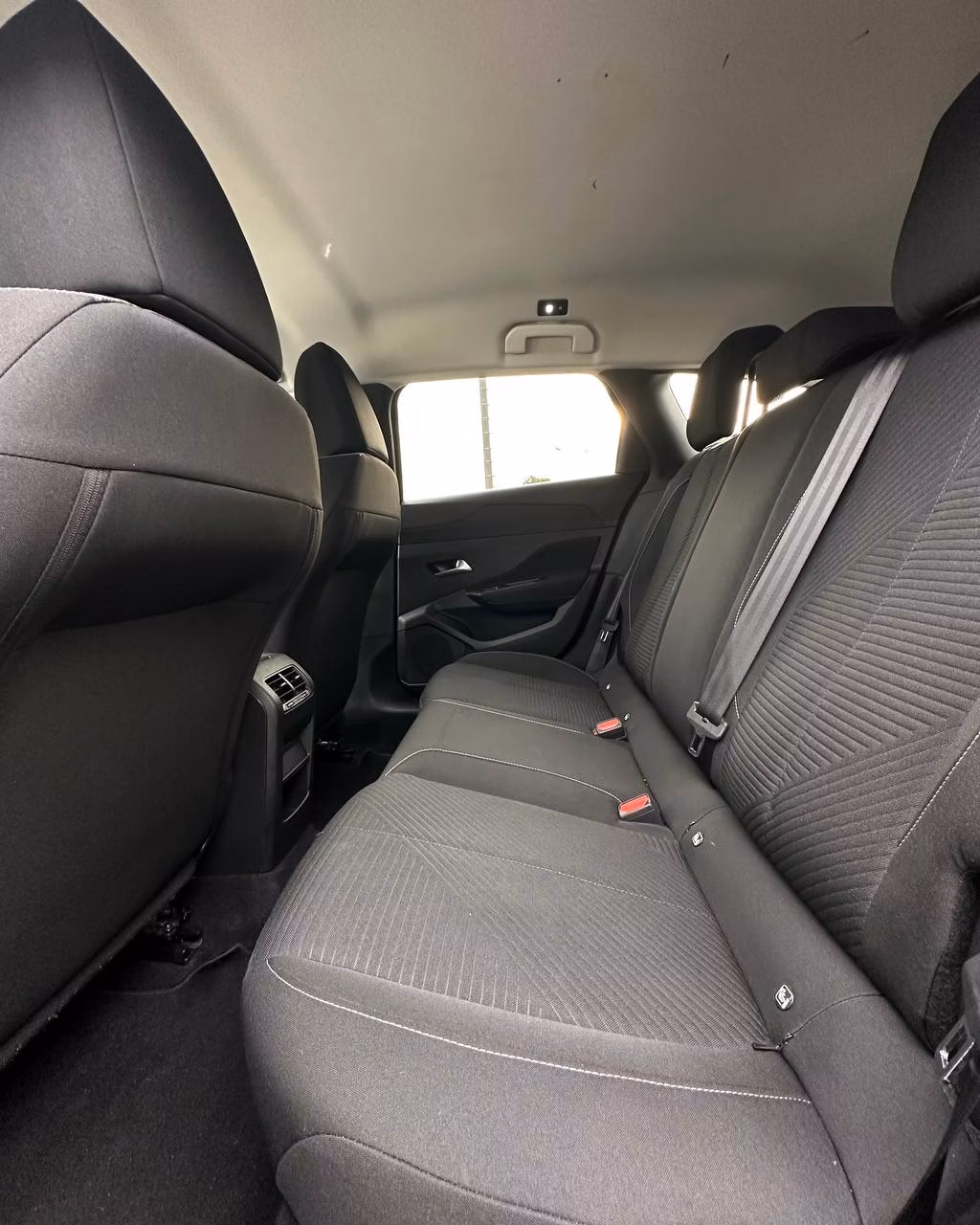Peugeot 308 фото 10