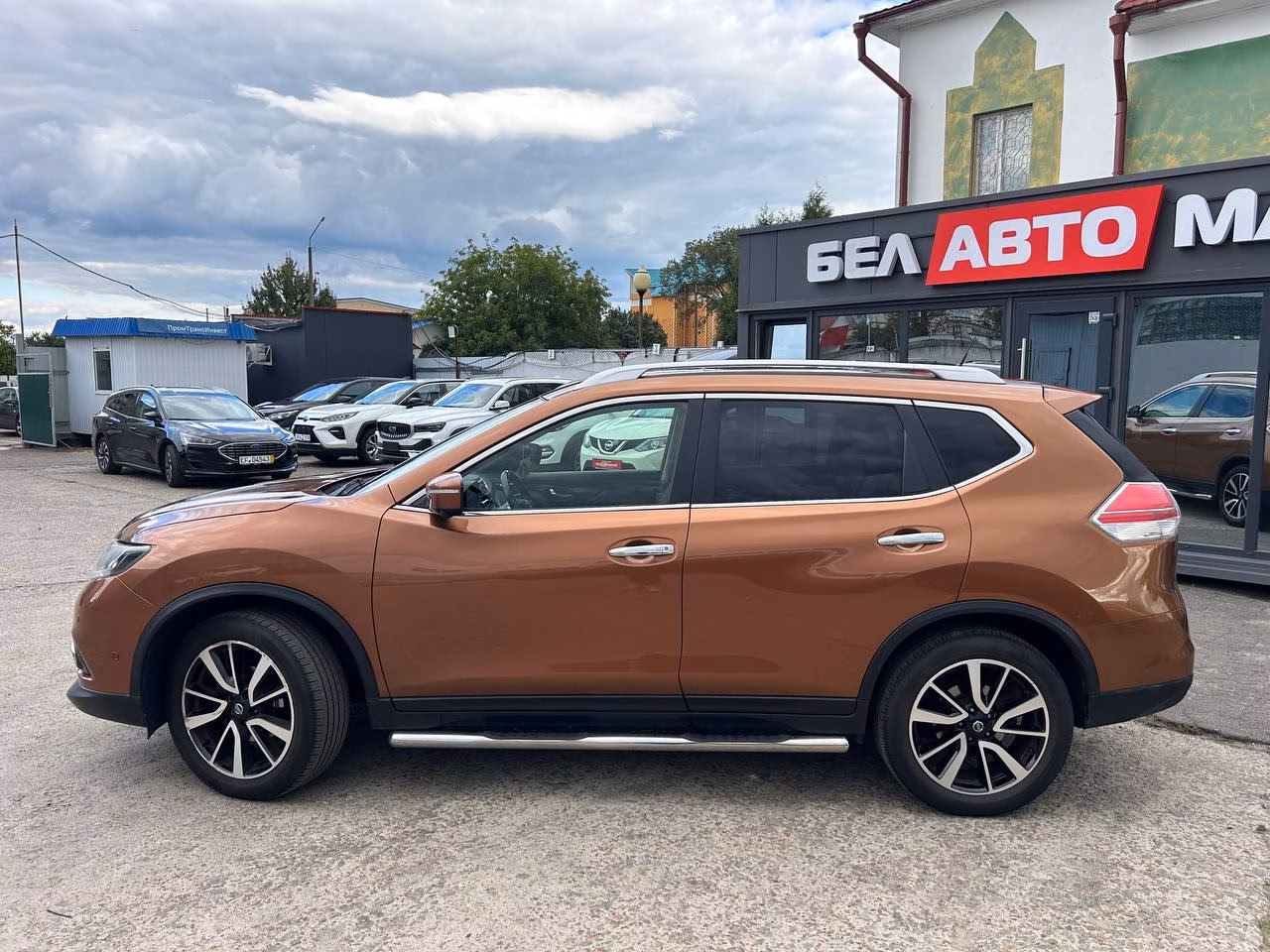 Nissan X-Trail фото 8
