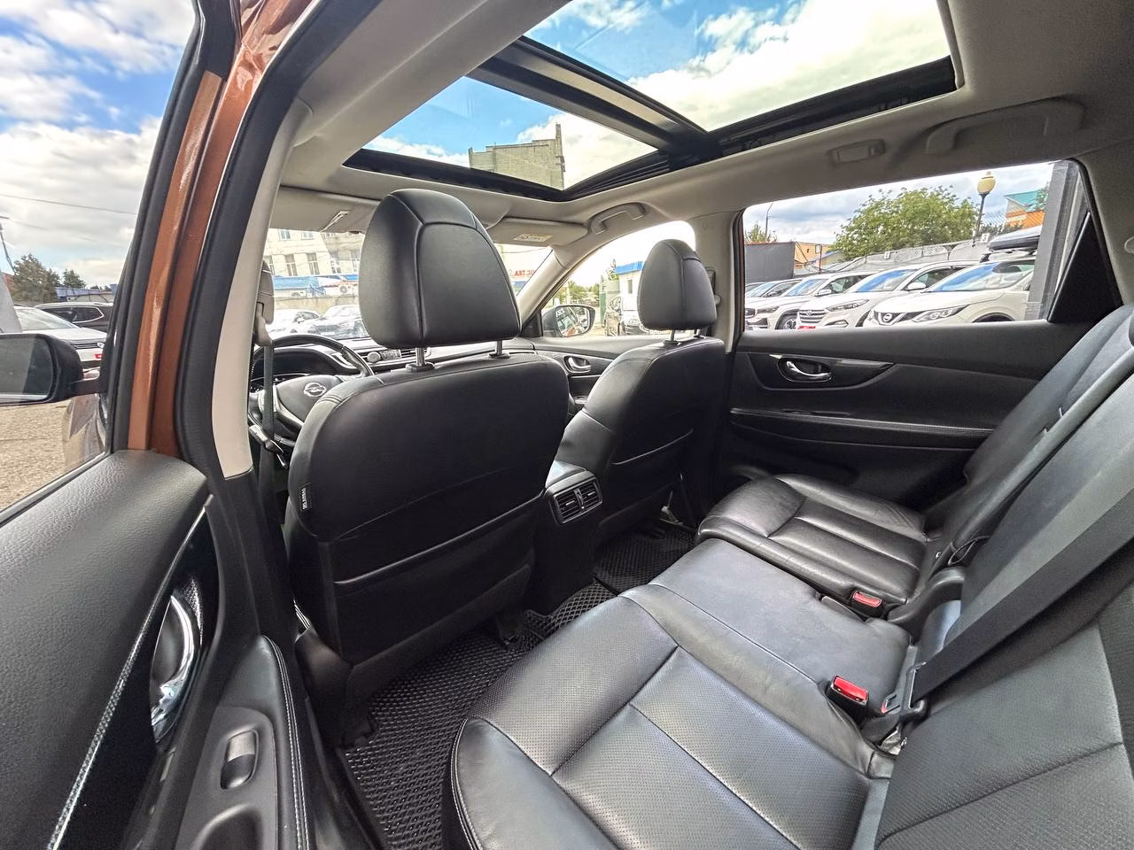 Nissan X-Trail фото 11