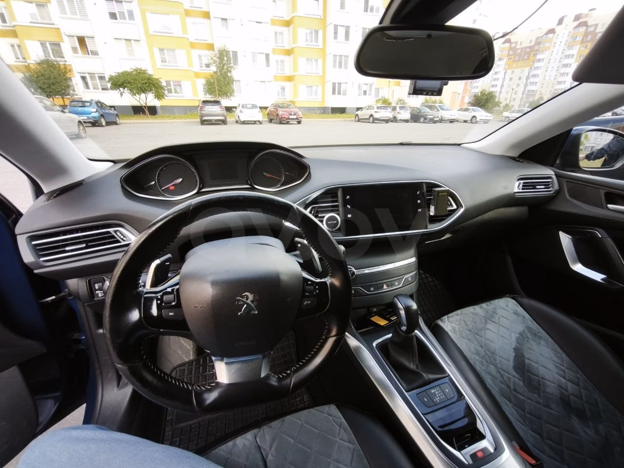 Peugeot 308 фото 9