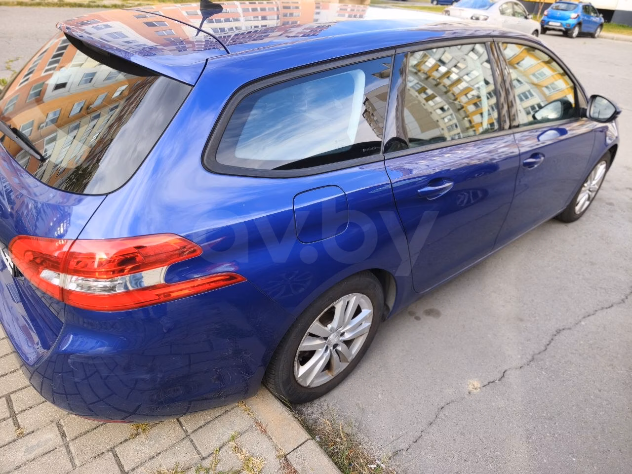 Peugeot 308 фото 2