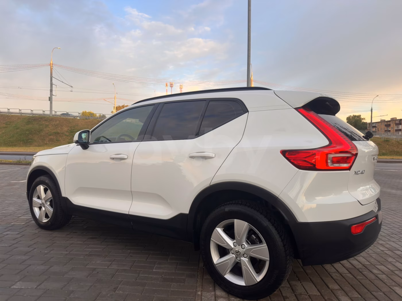 Volvo XC40 фото 11
