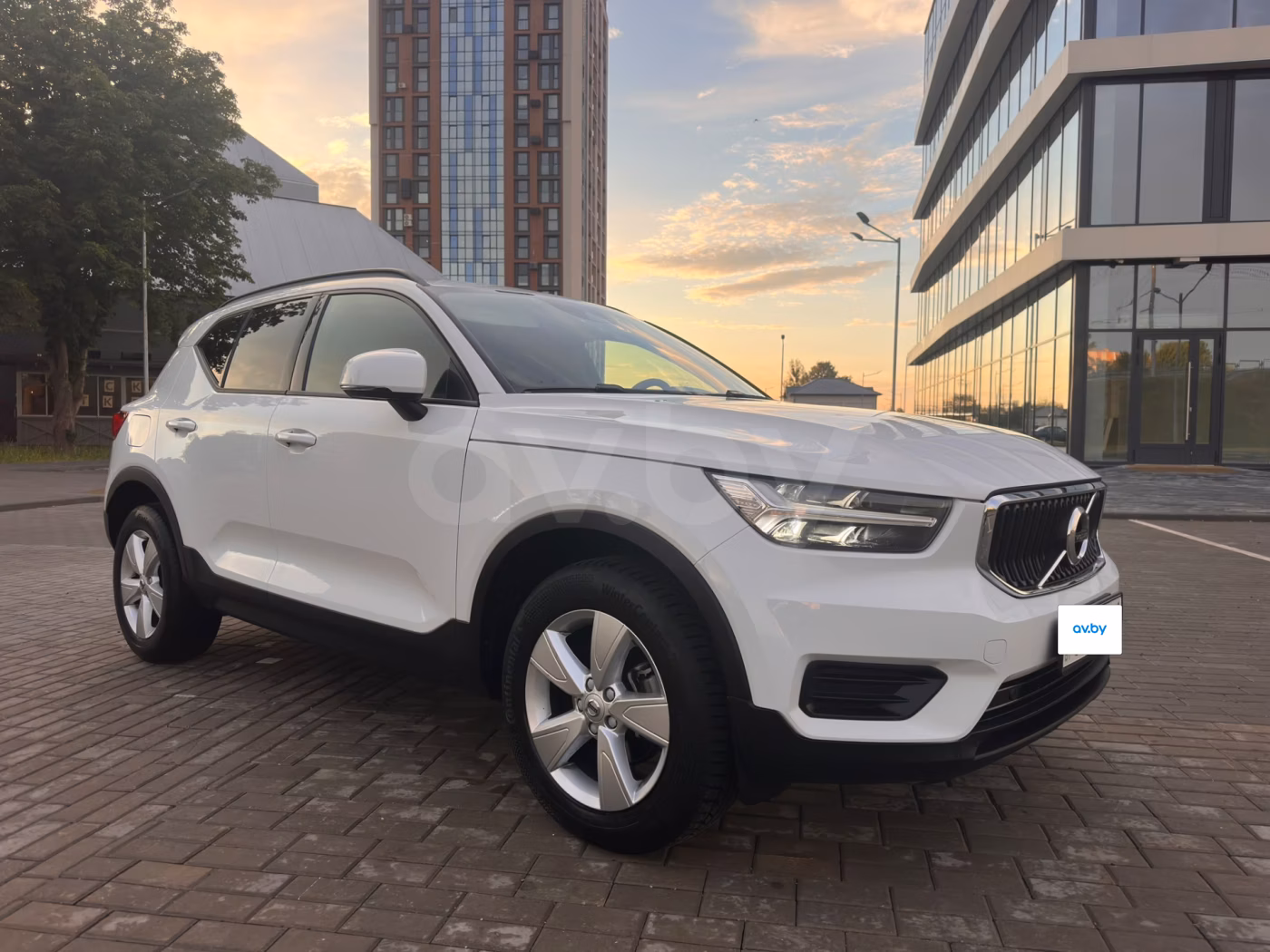 Volvo XC40 фото 13