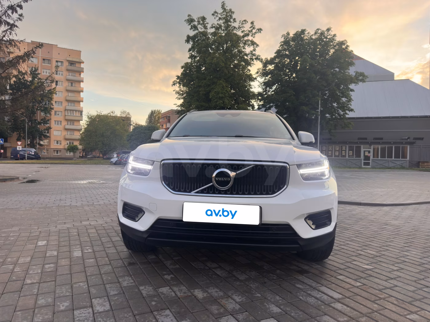 Volvo XC40 фото 15