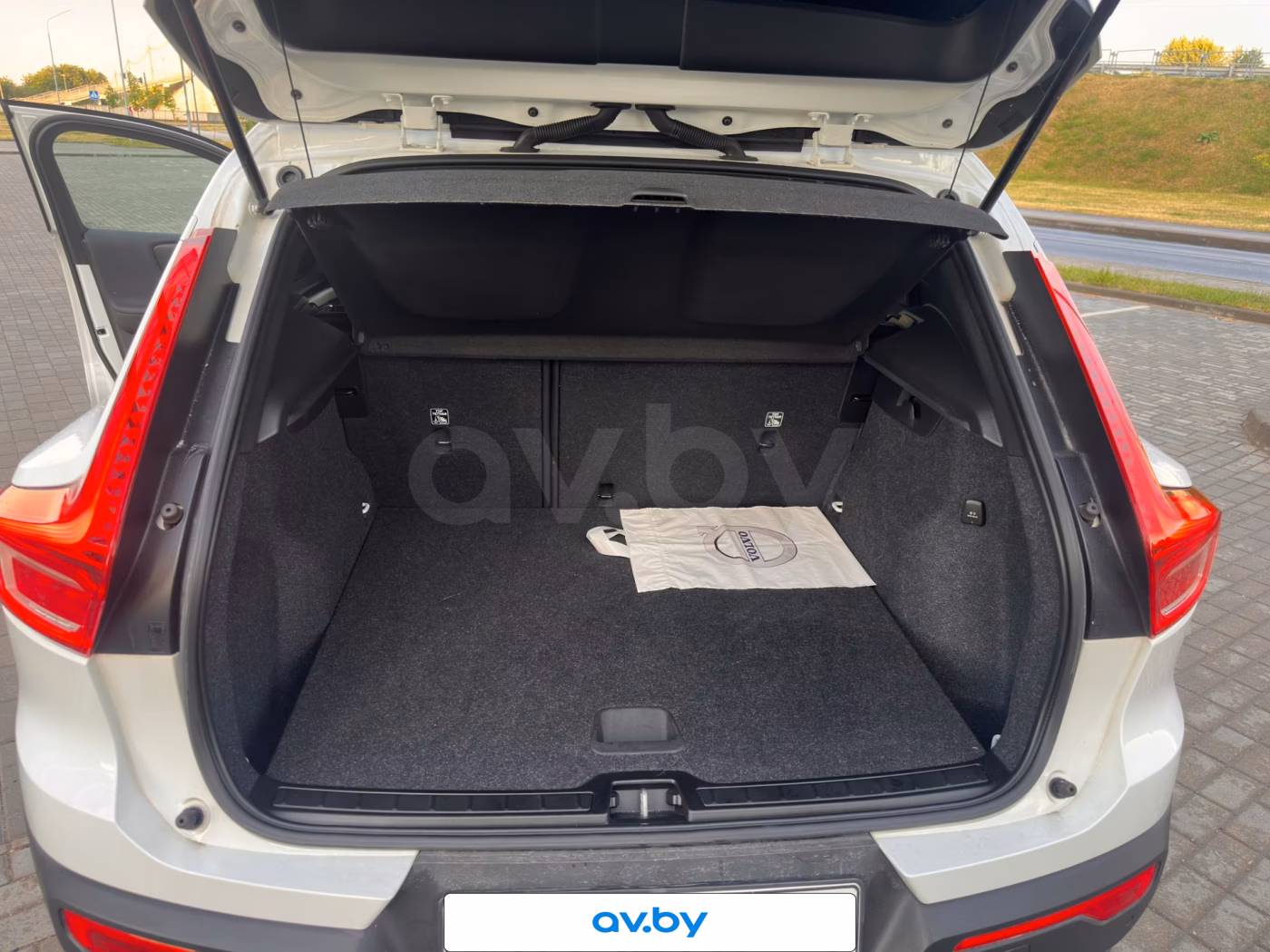 Volvo XC40 фото 20