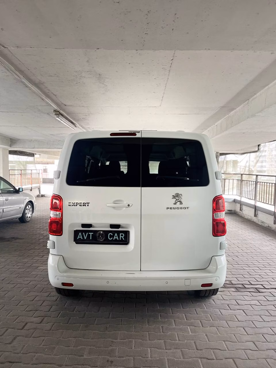 Peugeot Expert фото 6