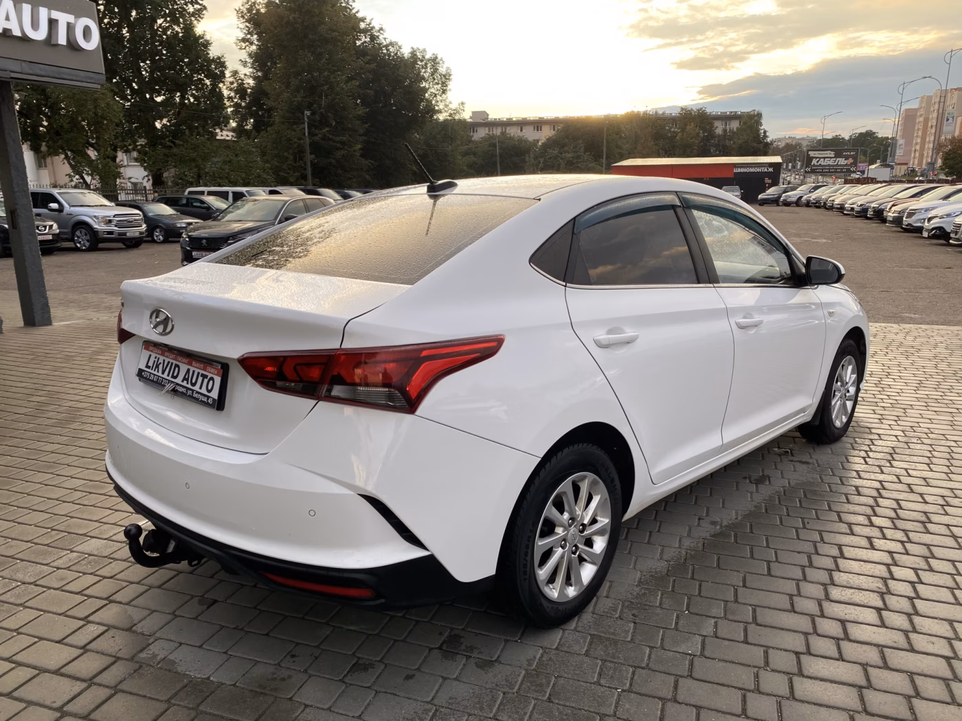 Hyundai Accent фото 7