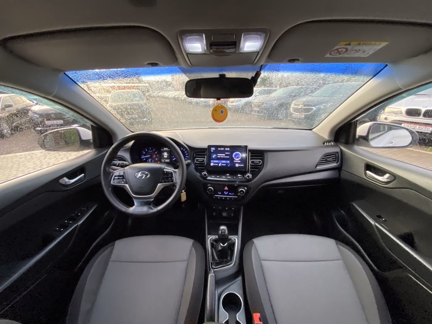 Hyundai Accent фото 13