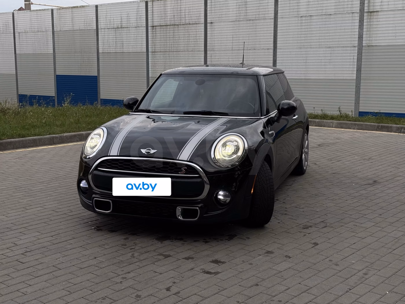 MINI Hatch фото 3