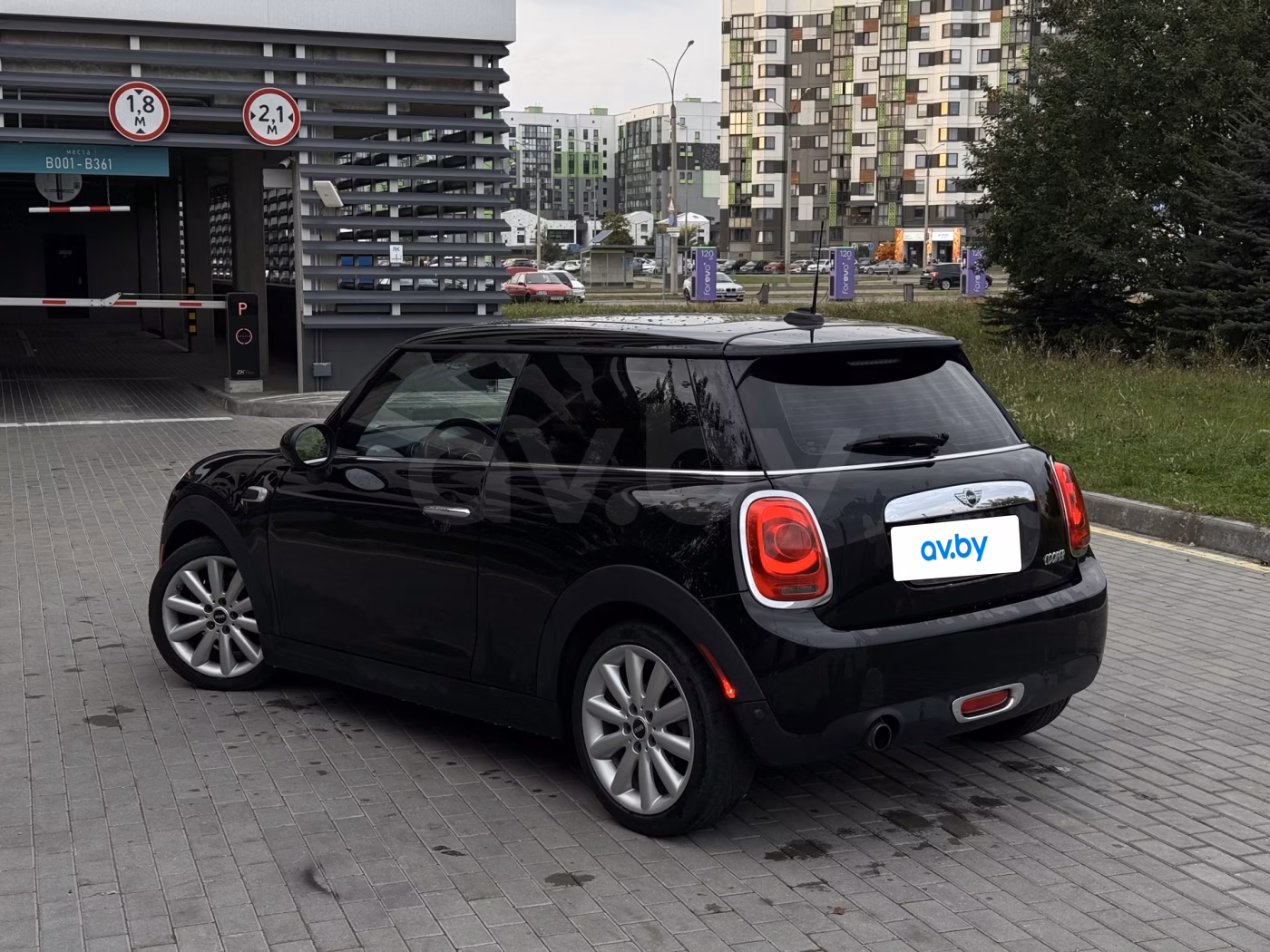 MINI Hatch фото 2