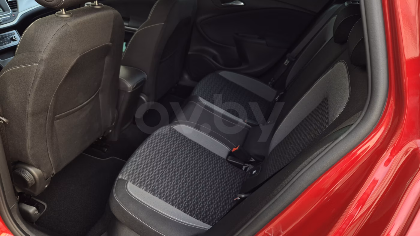 Opel Astra фото 11