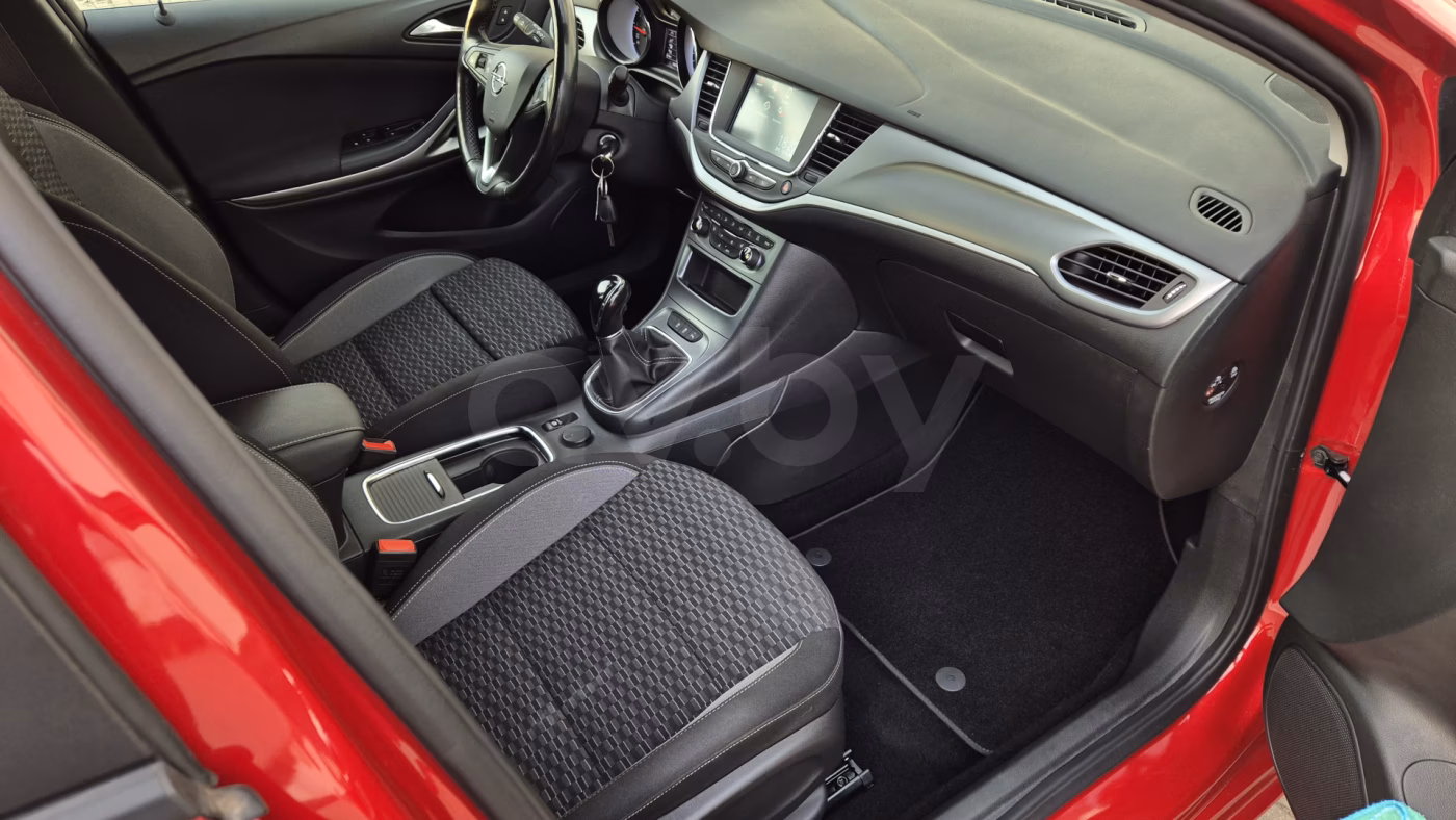 Opel Astra фото 8