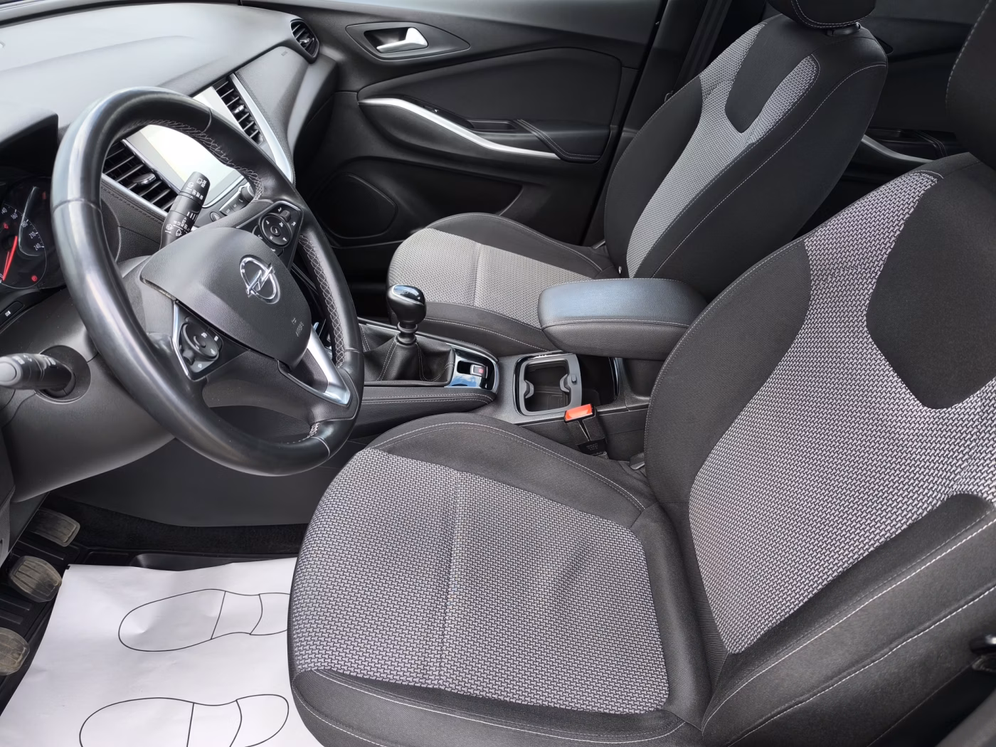 Opel Grandland X фото 8