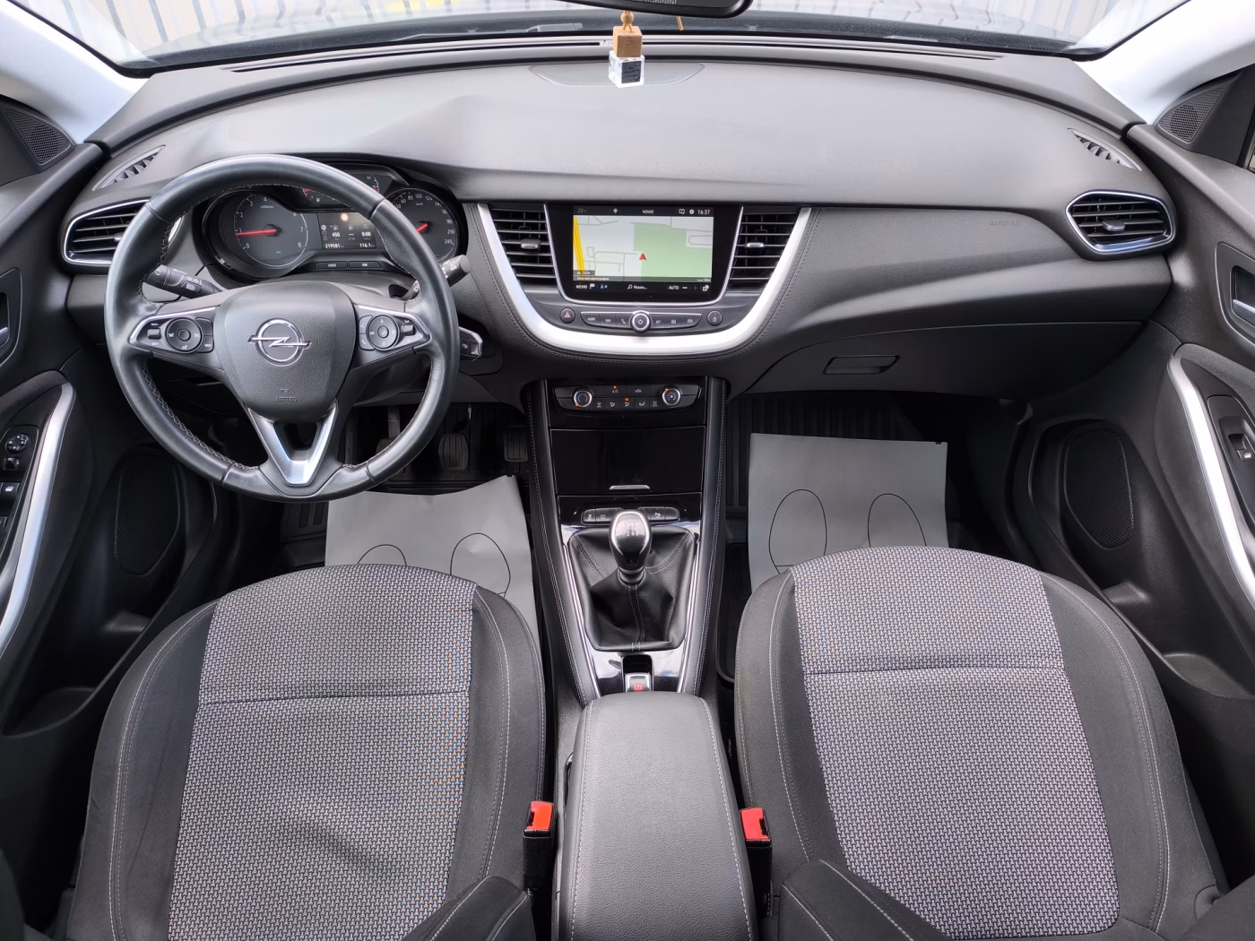 Opel Grandland X фото 13