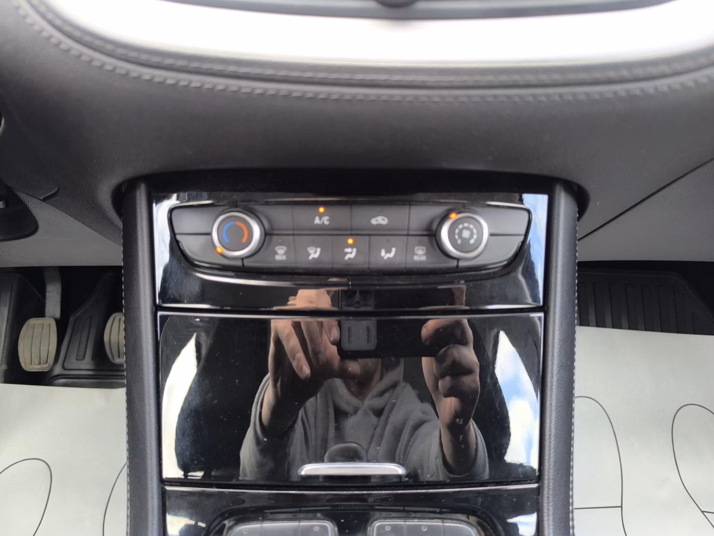 Opel Grandland X фото 19