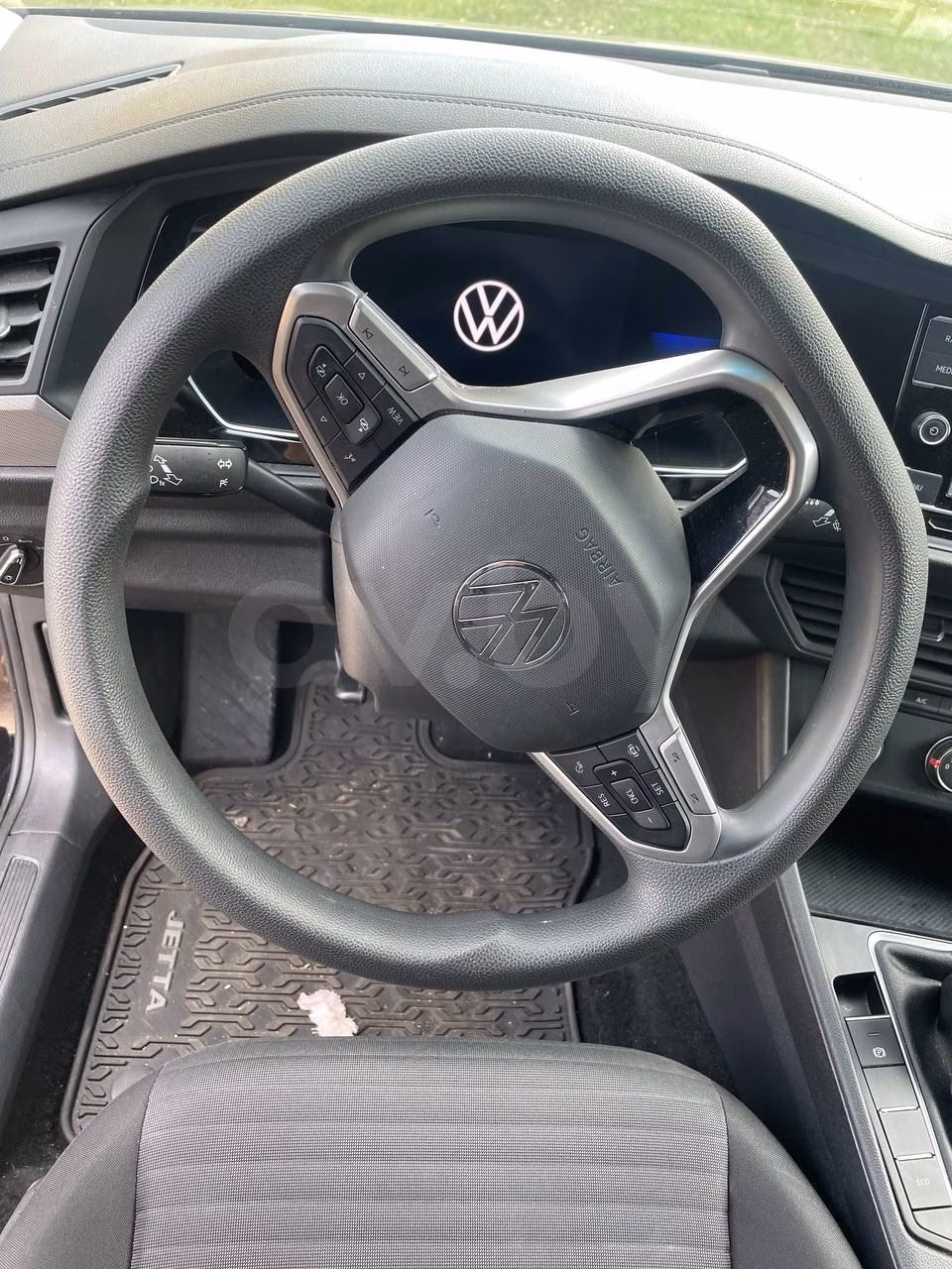 Volkswagen Jetta фото 10