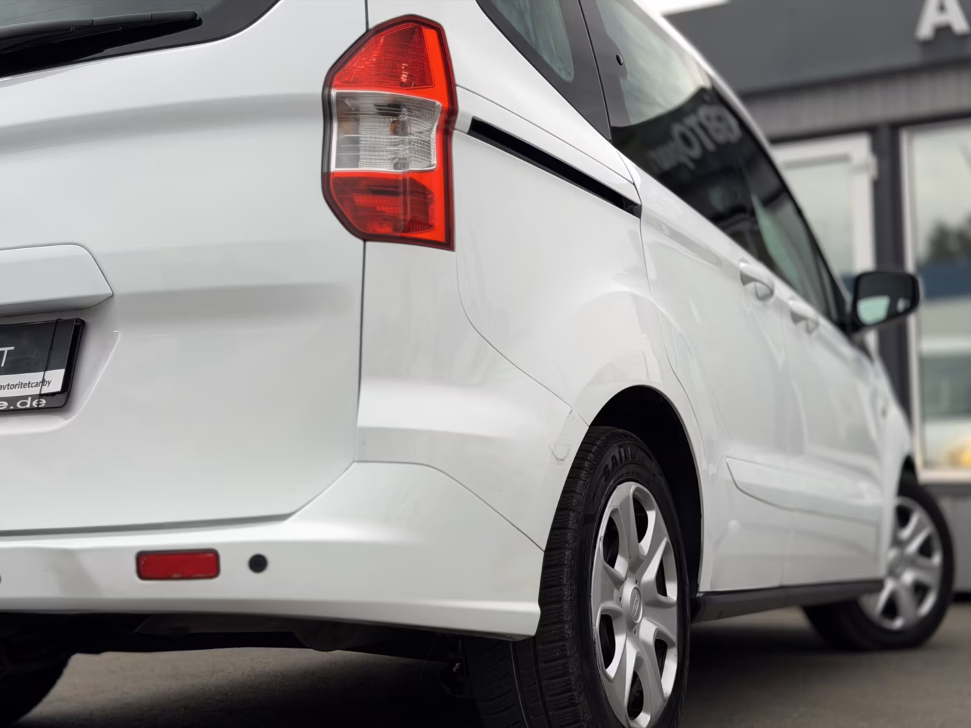 Ford Tourneo Courier фото 13