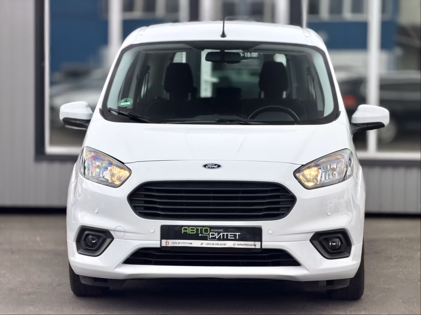 Ford Tourneo Courier фото 4