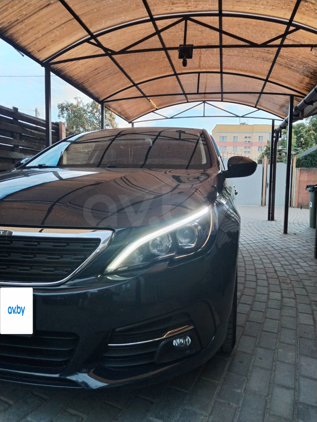 Peugeot 308 фото 2