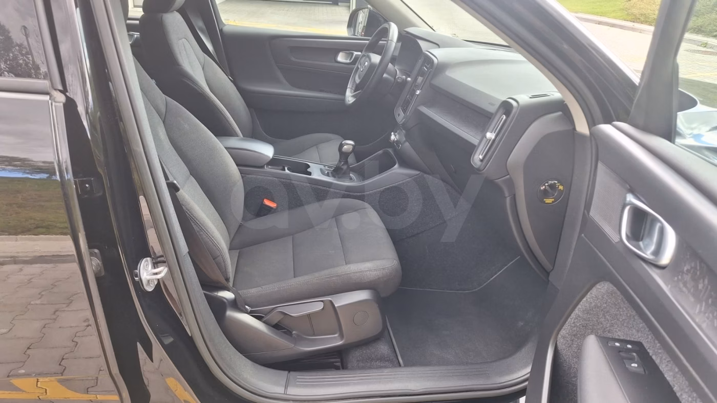 Volvo XC40 фото 13