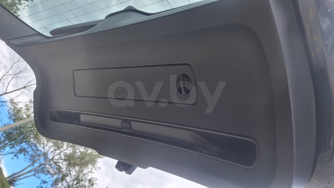 Volvo XC40 фото 8