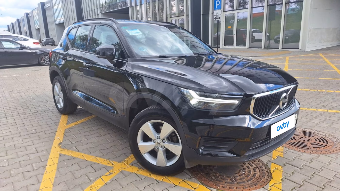 Volvo XC40 фото 19