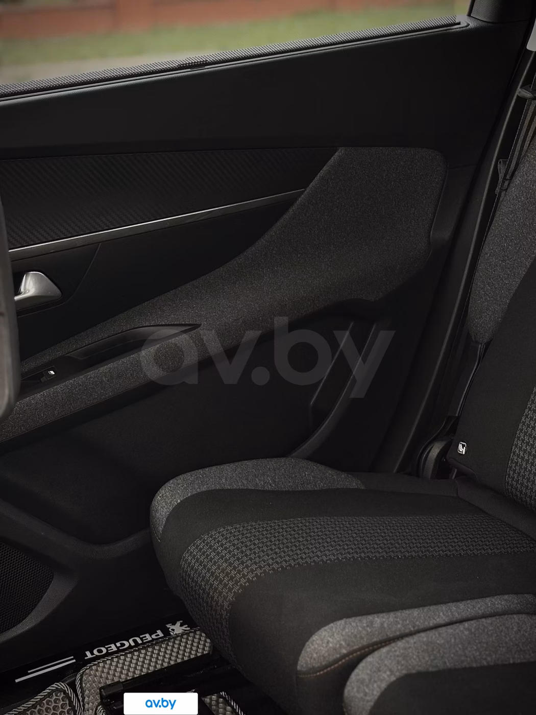 Peugeot 5008 фото 16