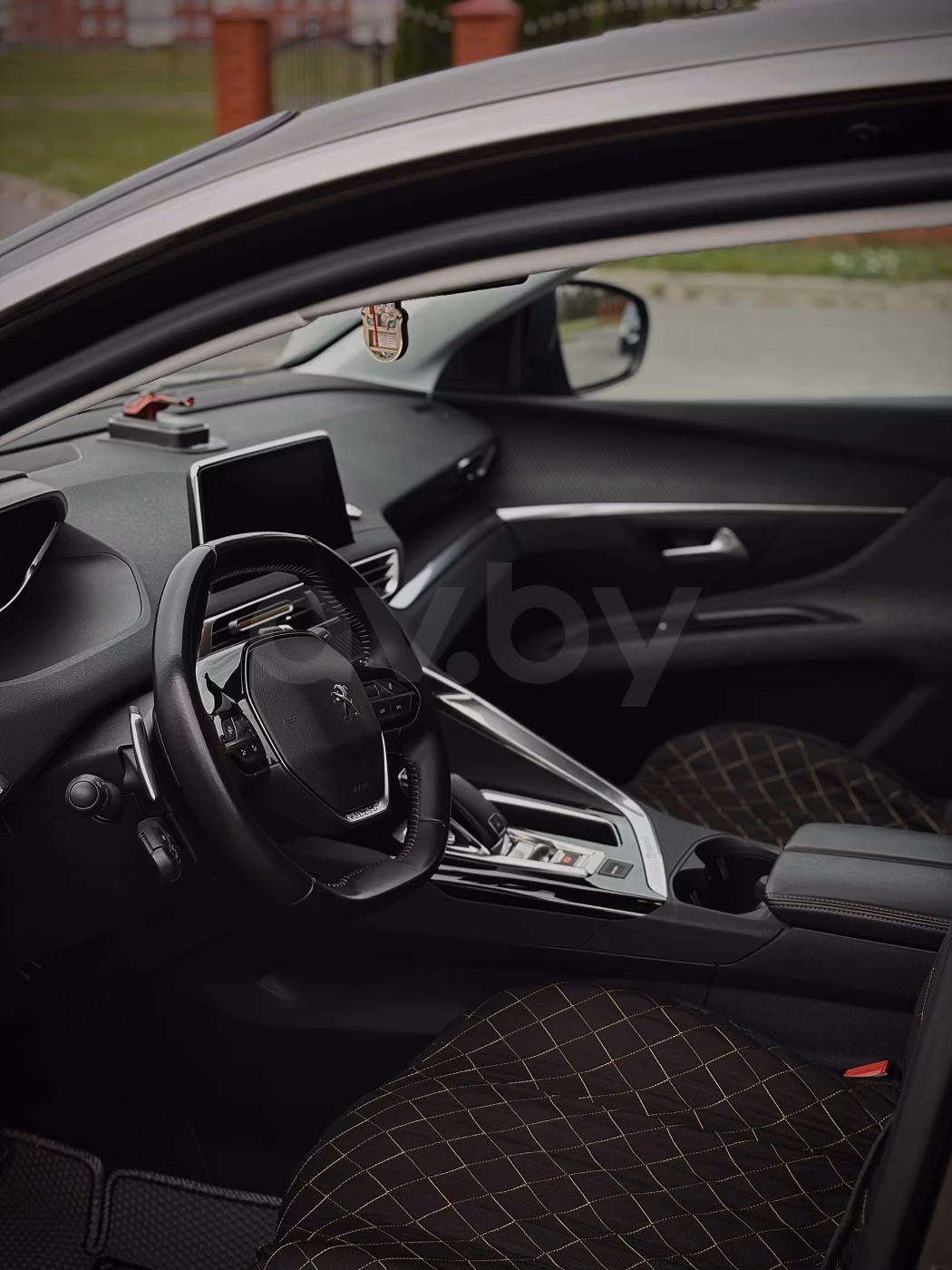 Peugeot 5008 фото 6