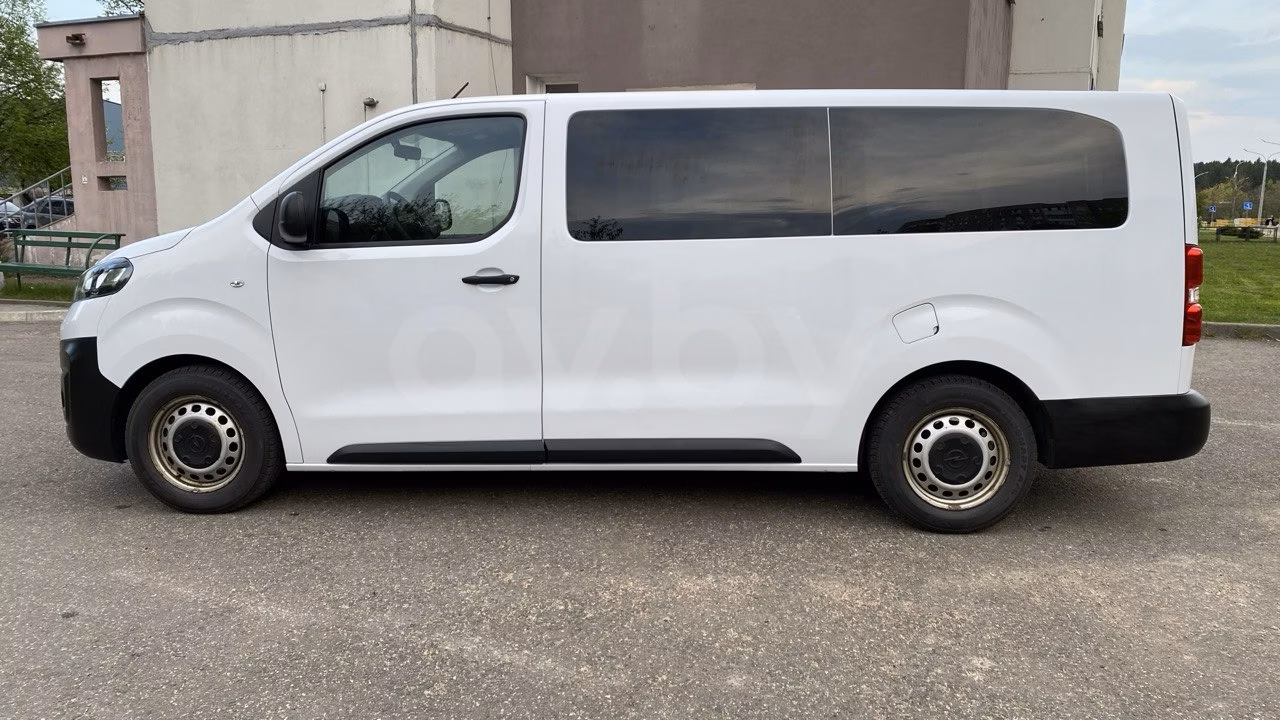 Opel Vivaro фото 2