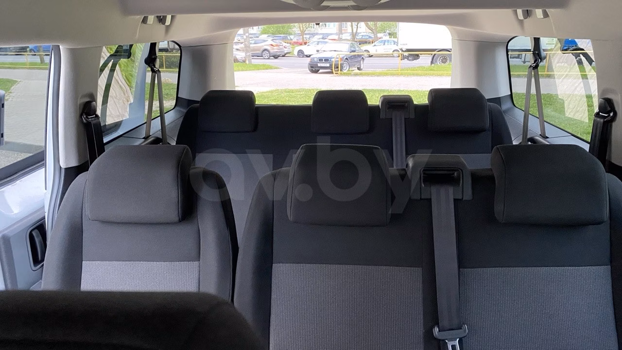 Opel Vivaro фото 19