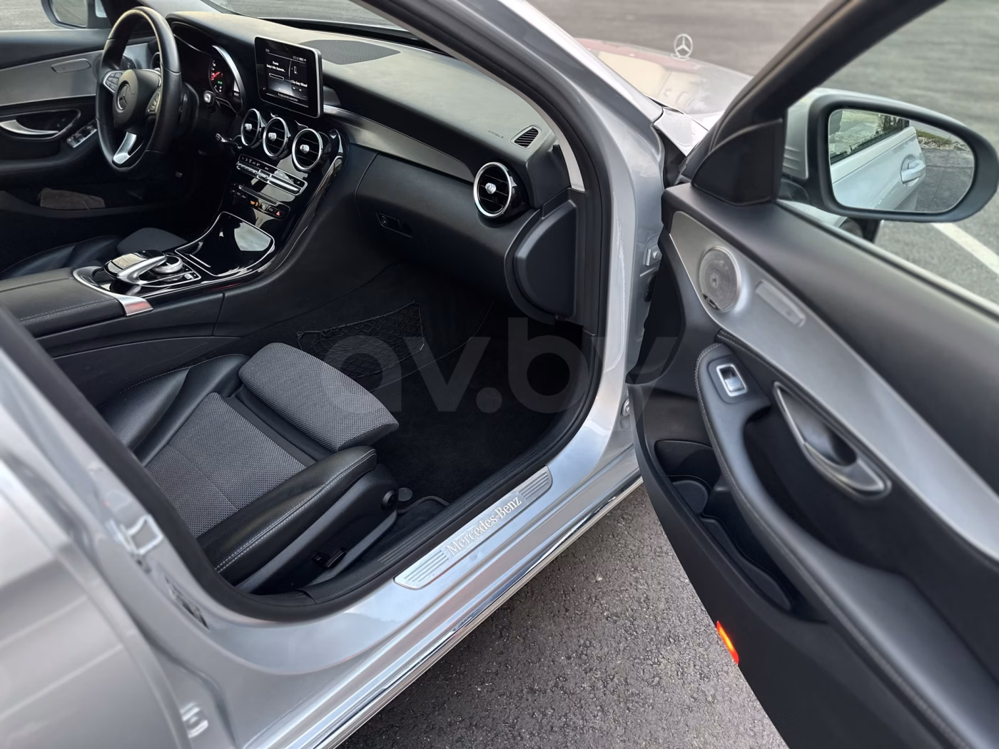 Mercedes-Benz C-Класс фото 14