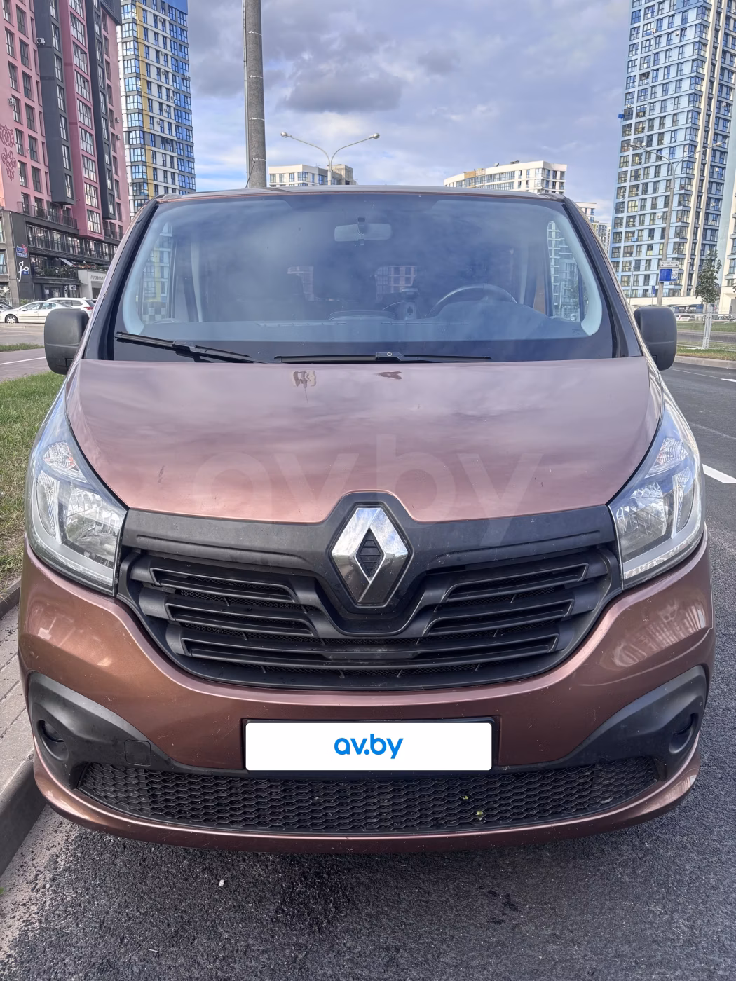 Renault Trafic фото 9