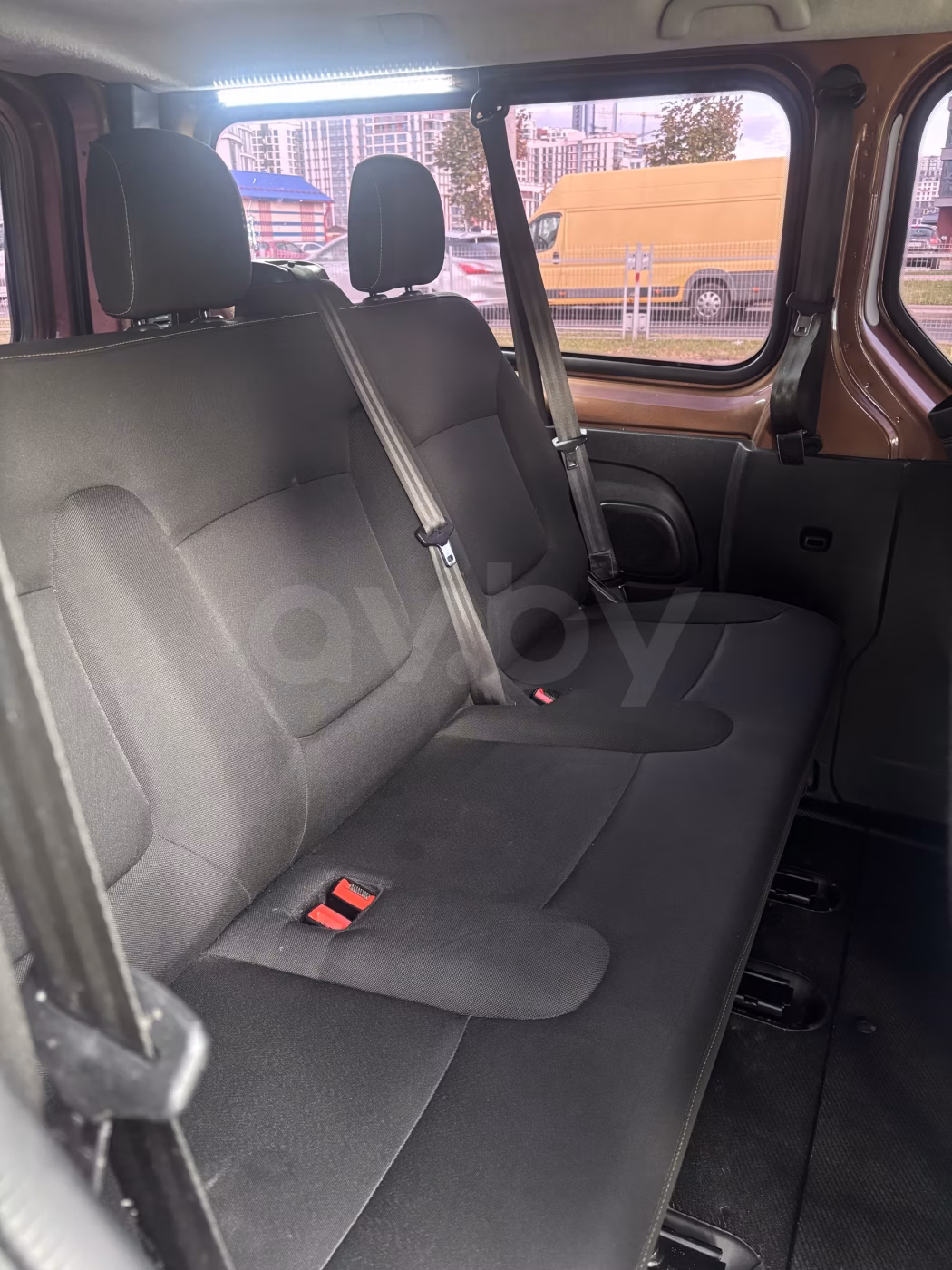 Renault Trafic фото 11