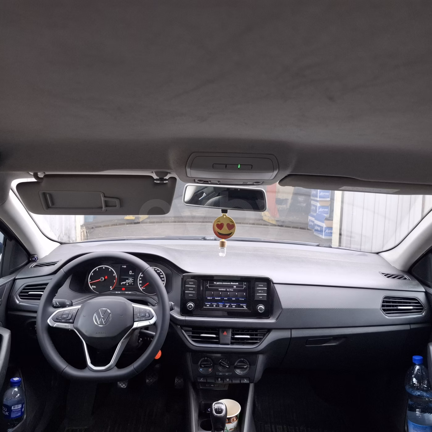 Volkswagen Polo Sedan фото 5