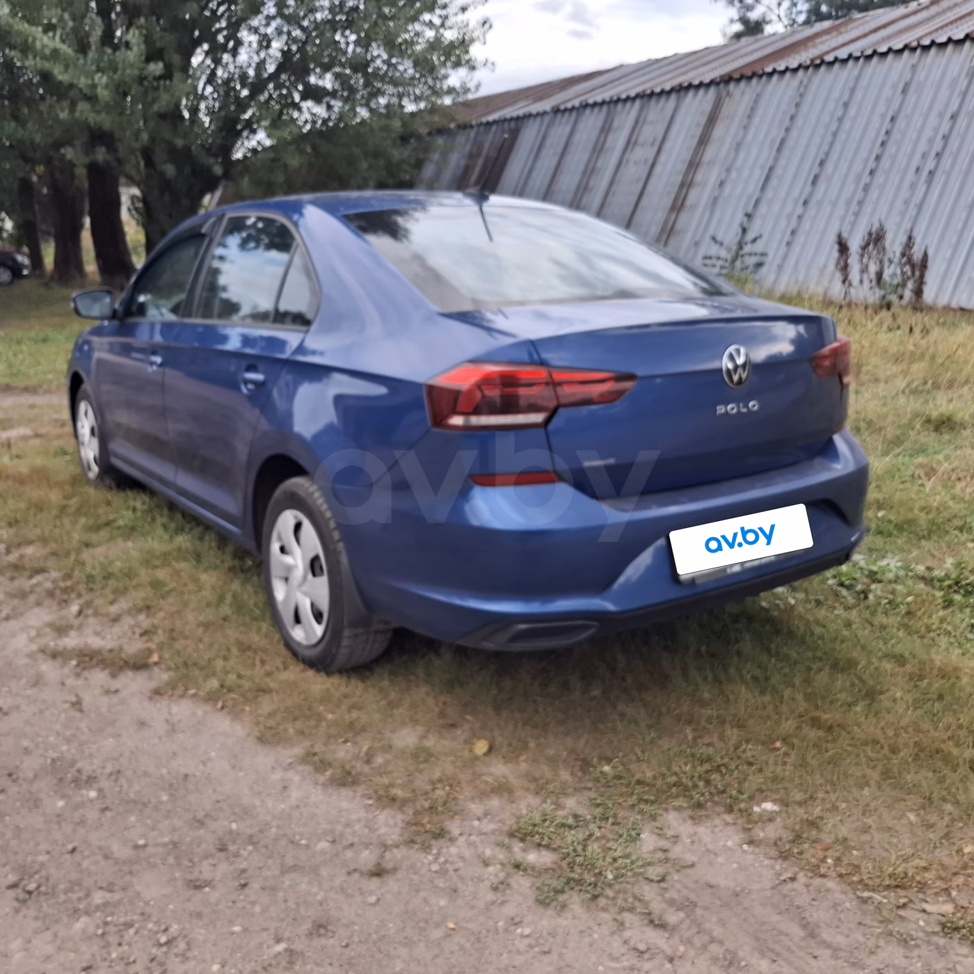 Volkswagen Polo Sedan фото 6