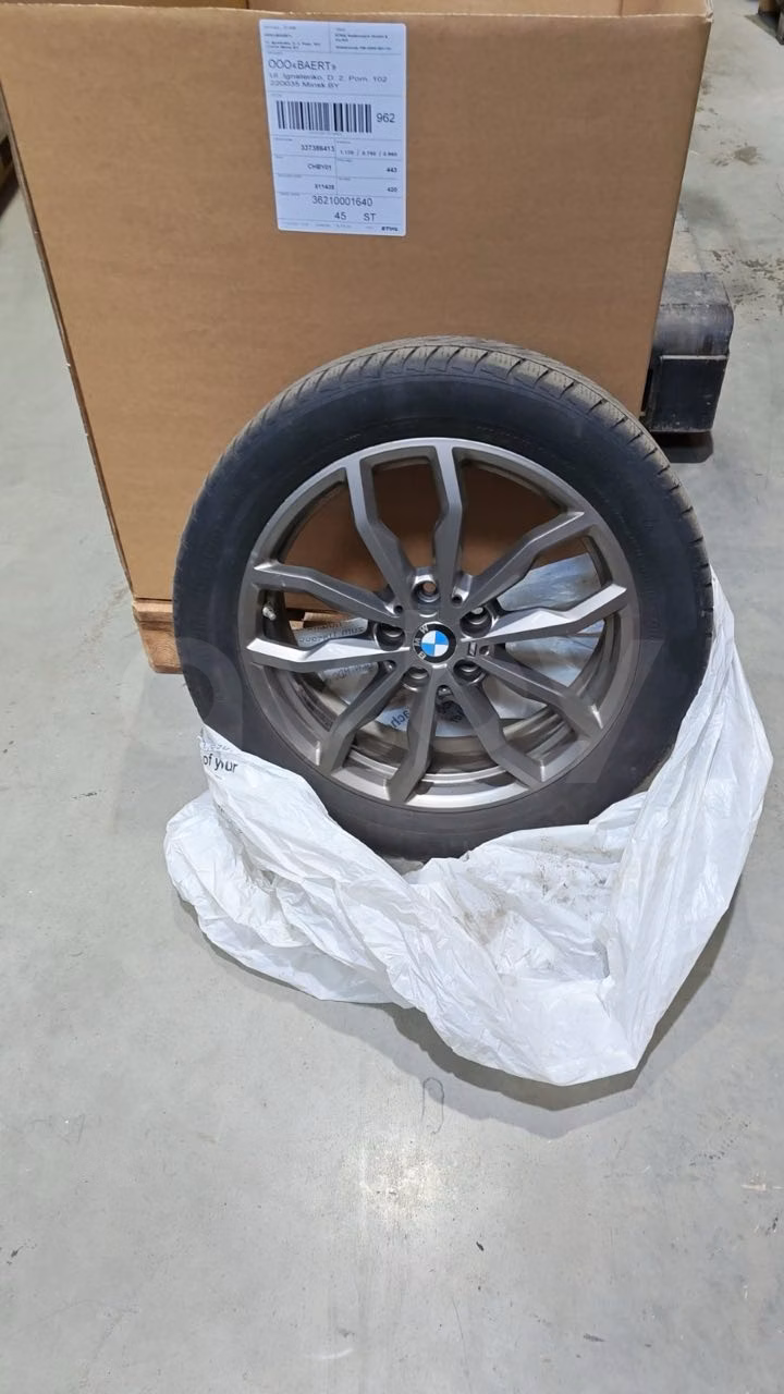 BMW X1 фото 8