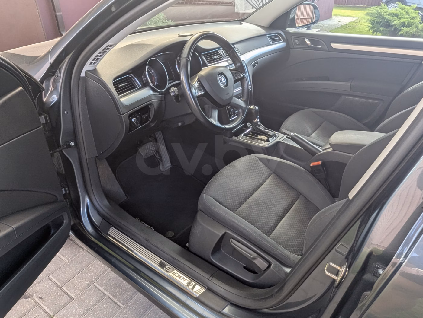 Skoda Superb фото 11