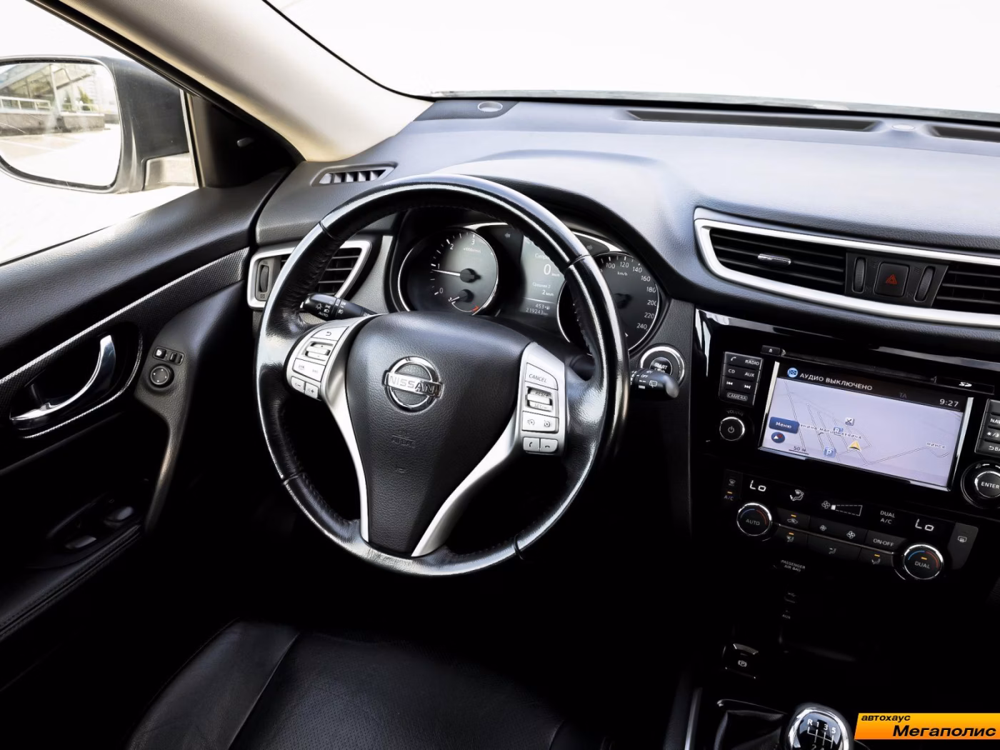 Nissan X-Trail фото 7