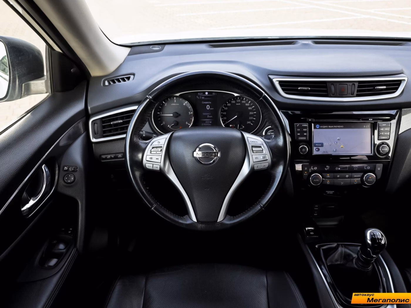 Nissan X-Trail фото 11
