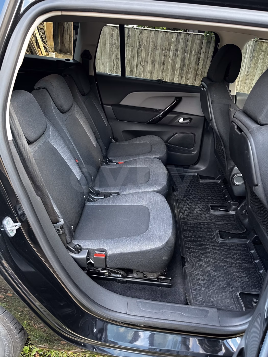 Citroen C4 Grand Spacetourer фото 18