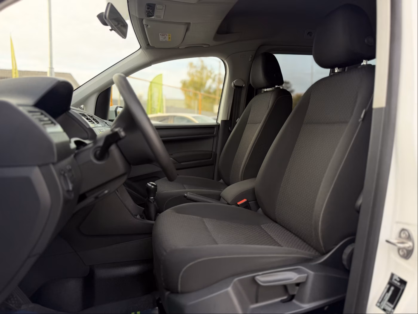 Volkswagen Caddy фото 17