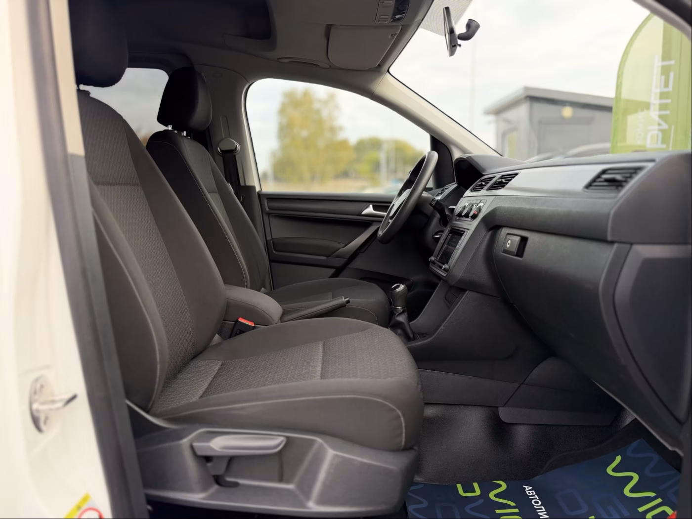Volkswagen Caddy фото 24