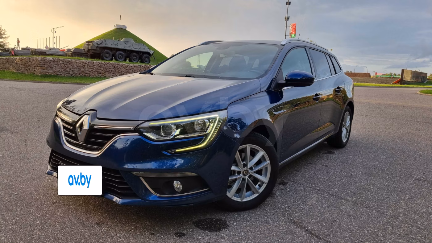 Renault Megane фото 2