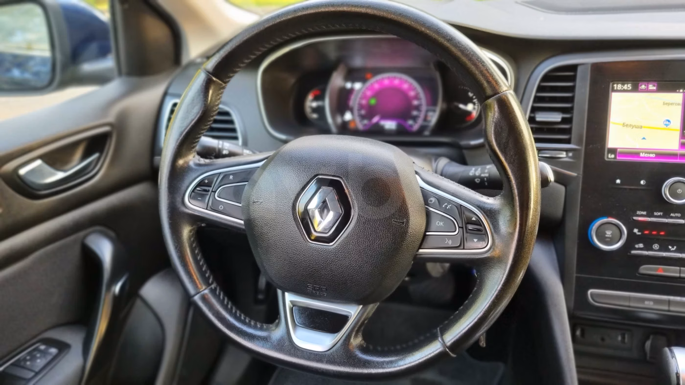 Renault Megane фото 14