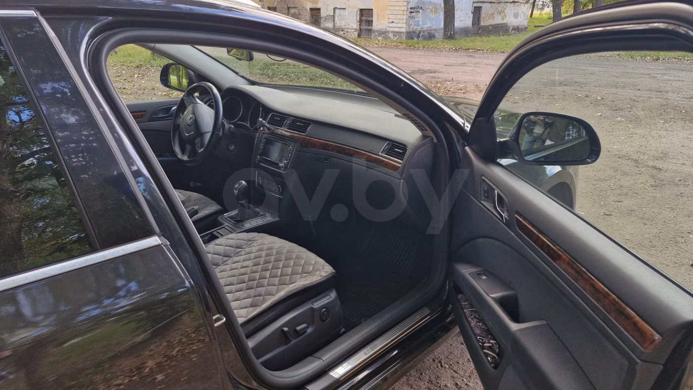 Skoda Superb фото 8
