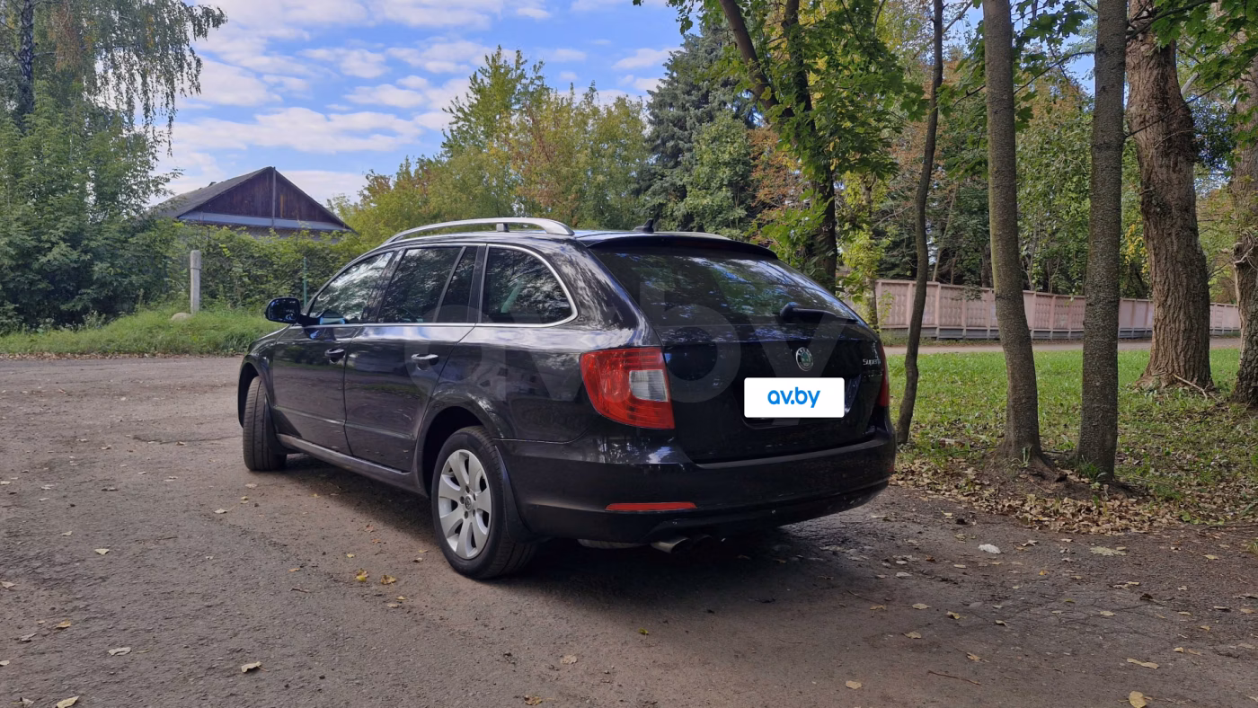Skoda Superb фото 5