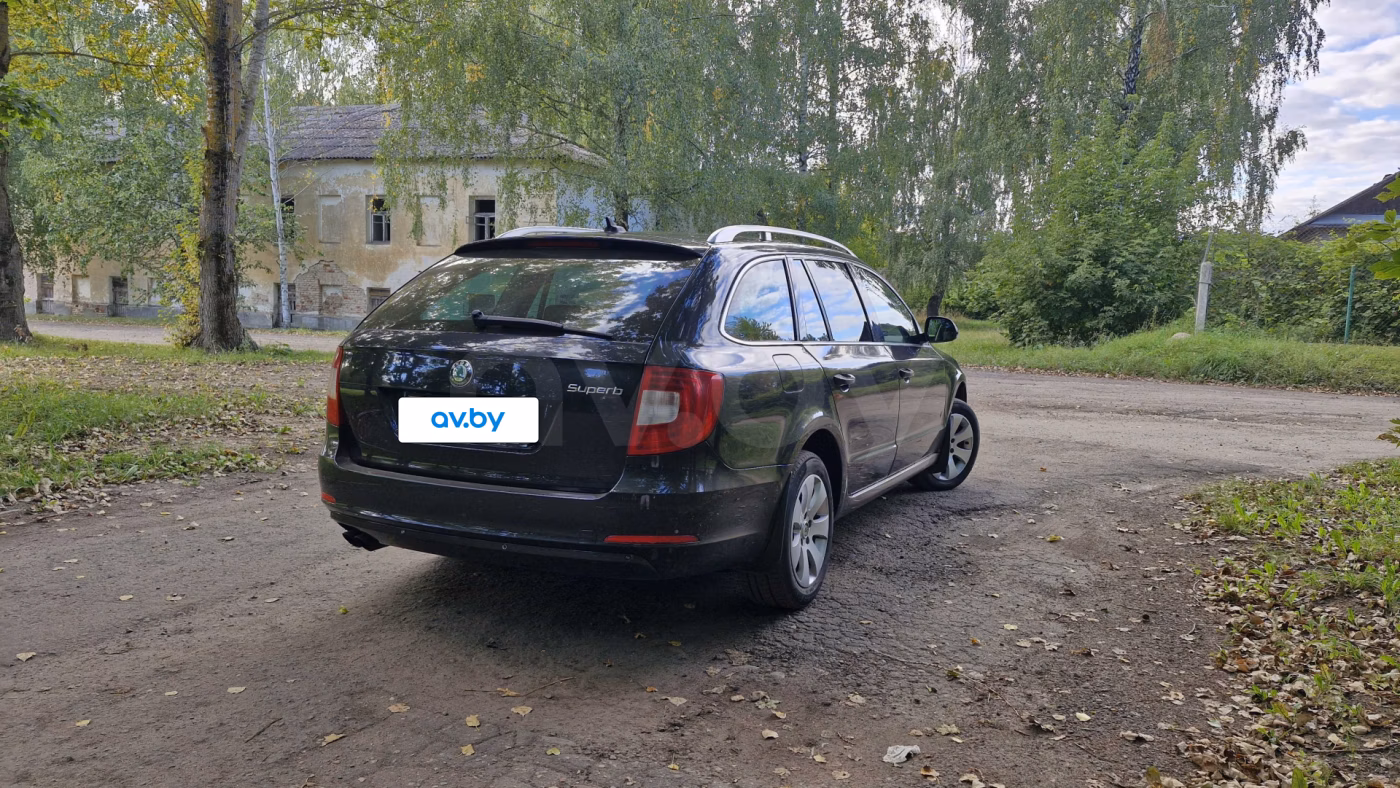 Skoda Superb фото 3