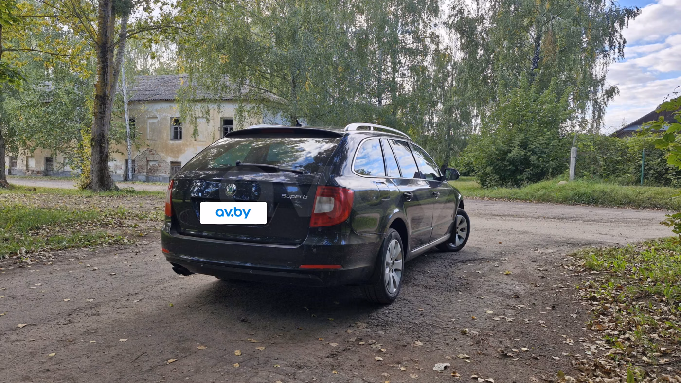 Skoda Superb фото 6
